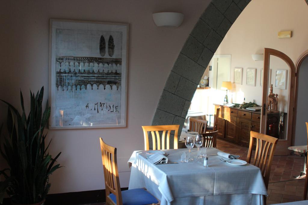 Umberto A Mare 3*