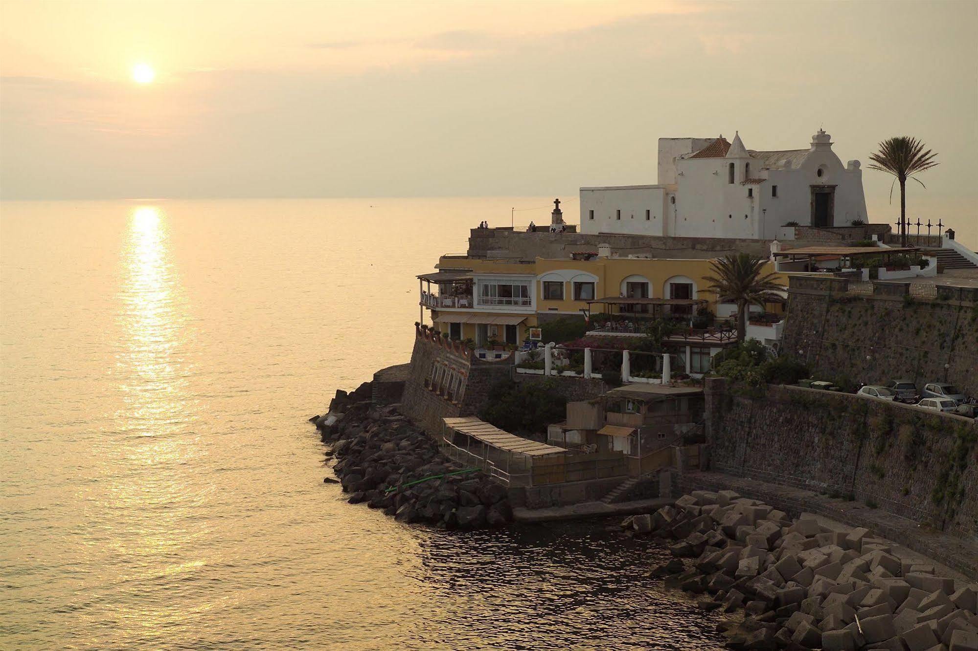 Umberto A Mare 3* Forio di Ischia